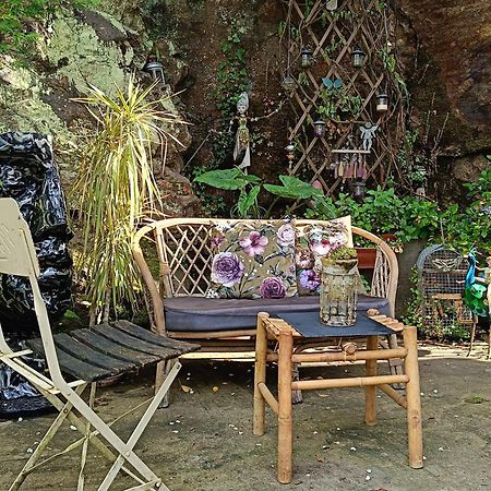 Les Chambres Des Artistes Laguépie Extérieur photo